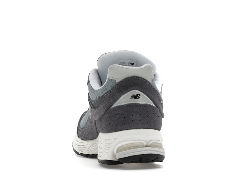 New Balance 2002R Magnent Lead