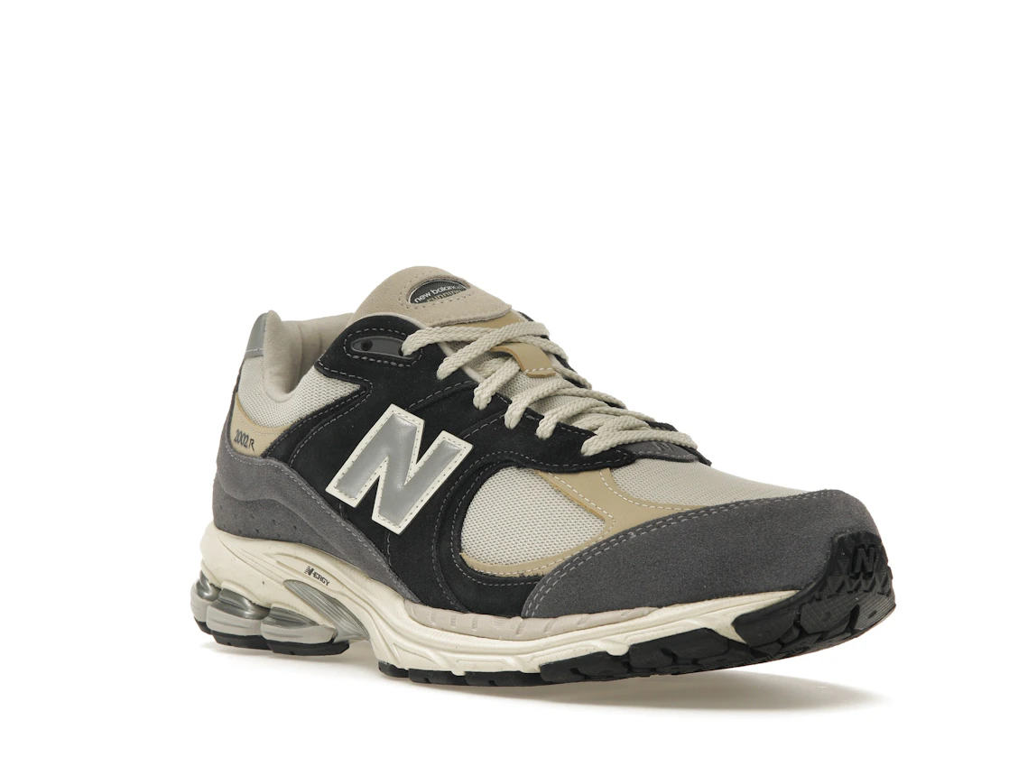 New Balance 2002R Magnet Sandstone