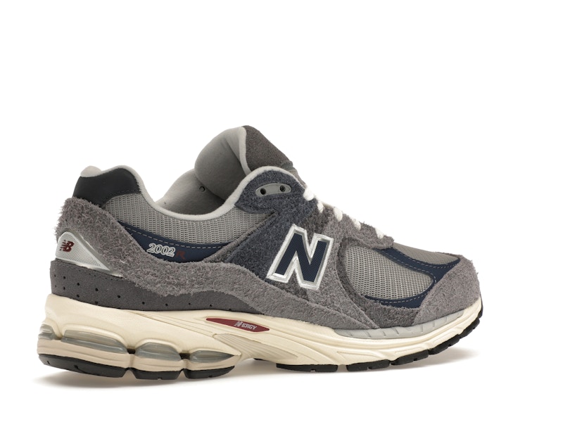 New Balance 2002R Navy Castlerock