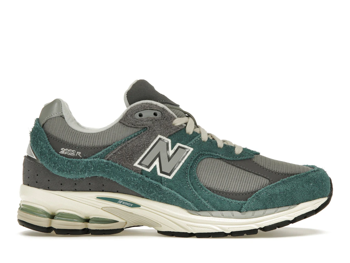 New Balance 2002R New Spruce Magnet