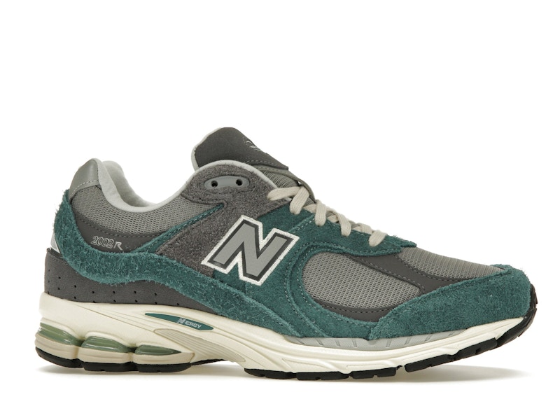 New Balance 2002R New Spruce Magnet