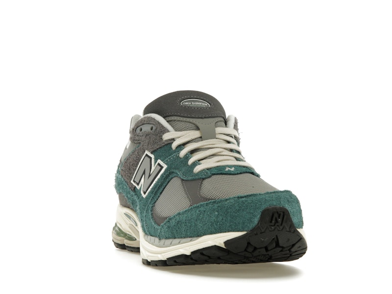 New Balance 2002R New Spruce Magnet