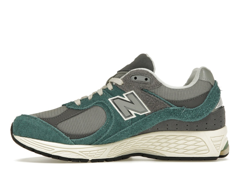 New Balance 2002R New Spruce Magnet