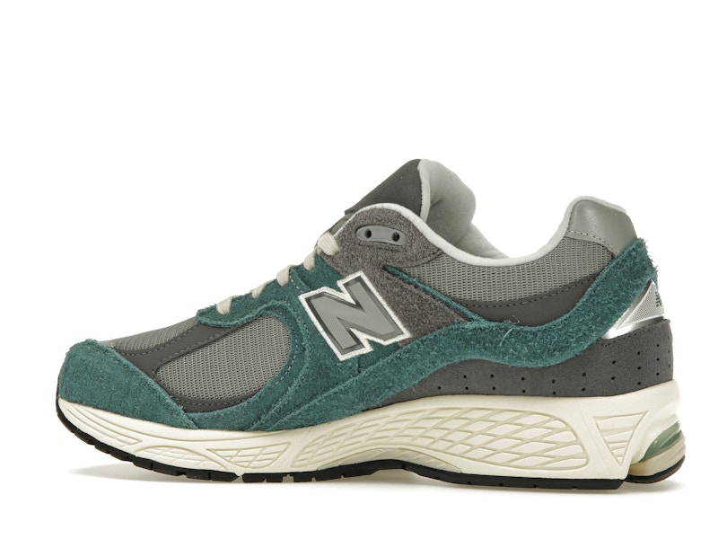 New Balance 2002R New Spruce Magnet