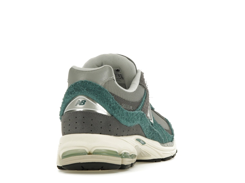 New Balance 2002R New Spruce Magnet