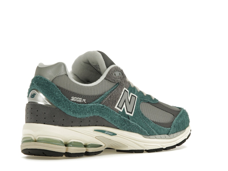 New Balance 2002R New Spruce Magnet