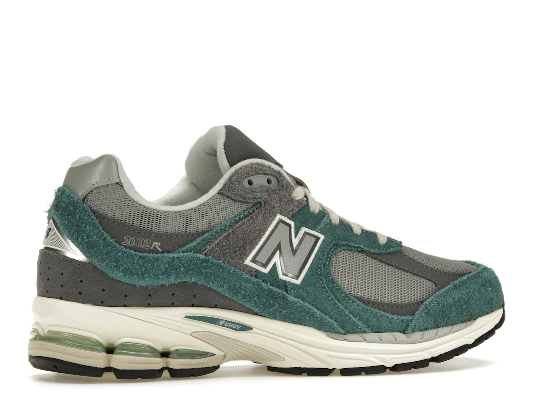New Balance 2002R New Spruce Magnet