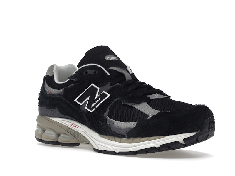 New Balance 2002R Protection Pack Black Grey