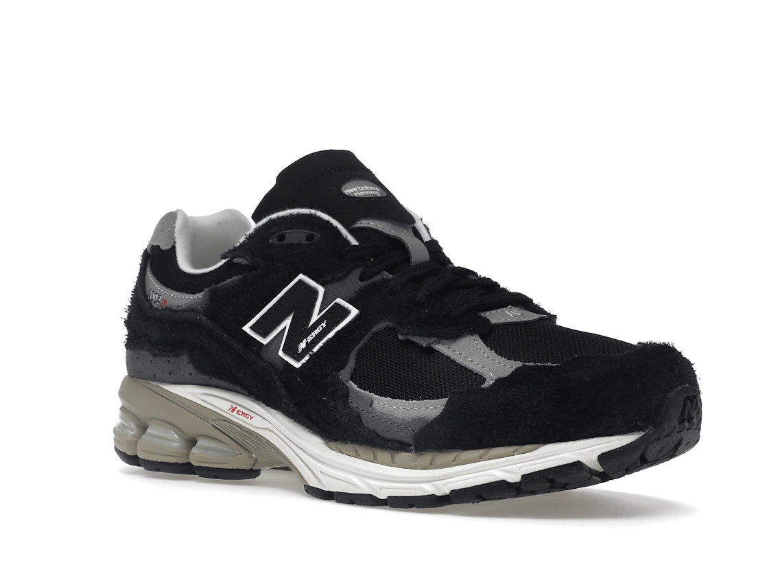 New Balance 2002R Protection Pack Black Grey