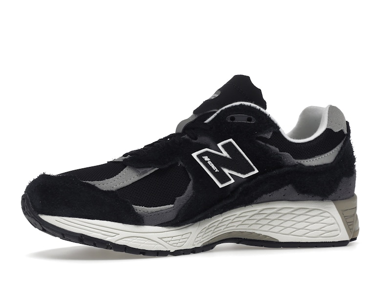 New Balance 2002R Protection Pack Black Grey