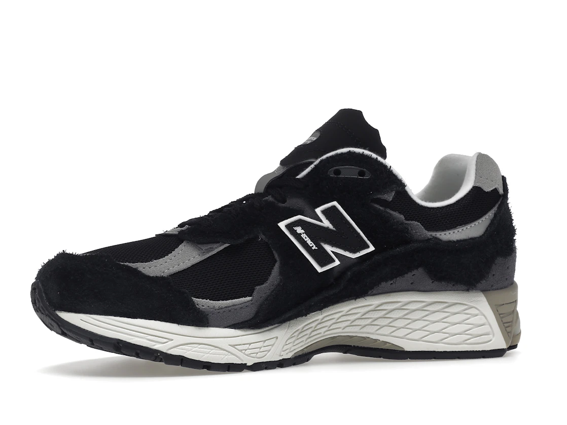 New Balance 2002R Protection Pack Black Grey