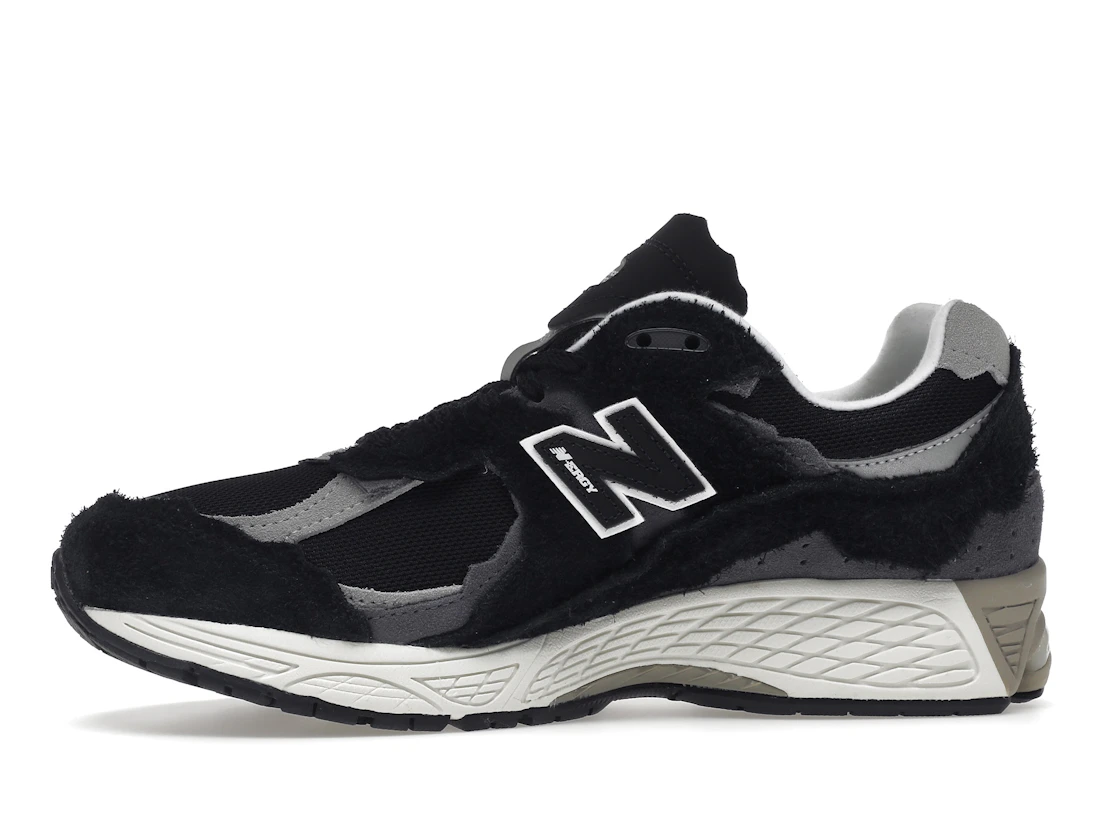 New Balance 2002R Protection Pack Black Grey