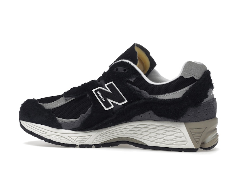 New Balance 2002R Protection Pack Black Grey