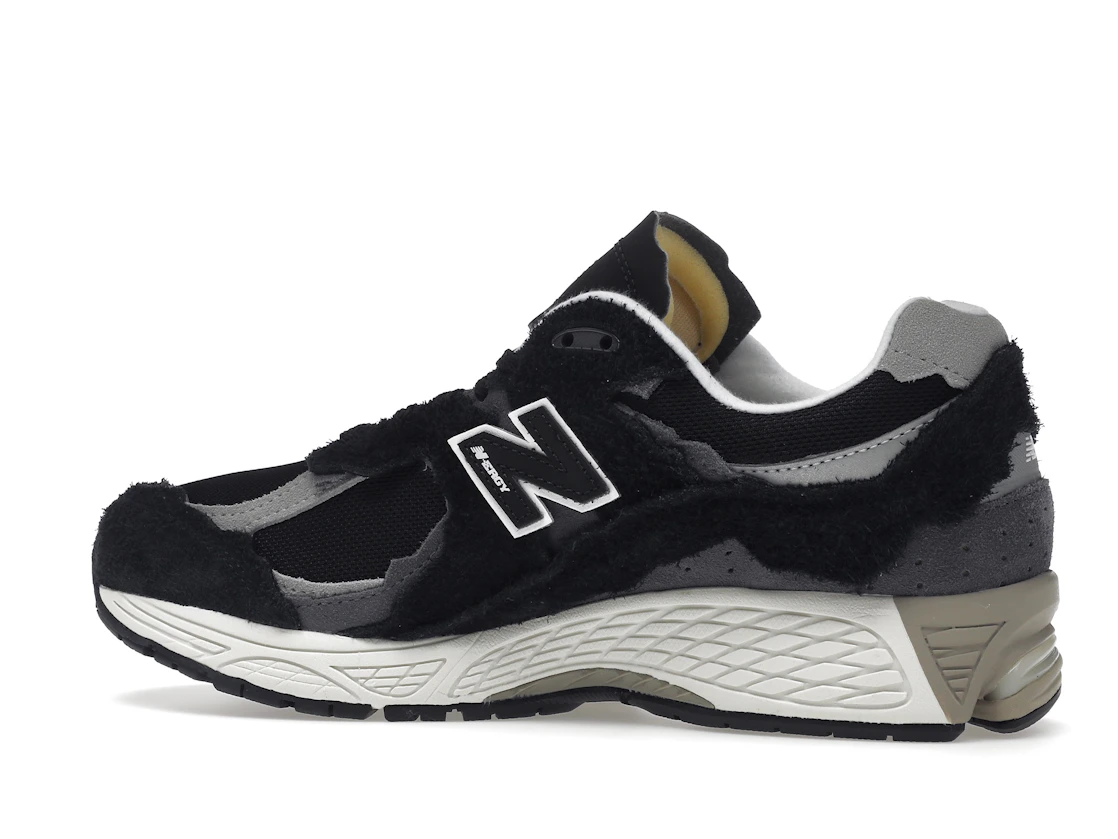 New Balance 2002R Protection Pack Black Grey