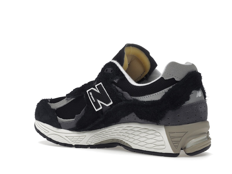 New Balance 2002R Protection Pack Black Grey