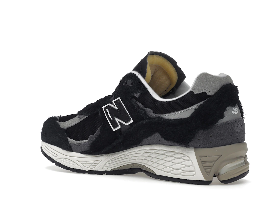 New Balance 2002R Protection Pack Black Grey
