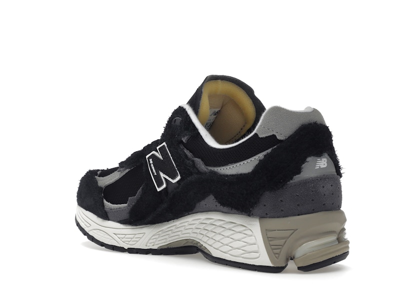 New Balance 2002R Protection Pack Black Grey
