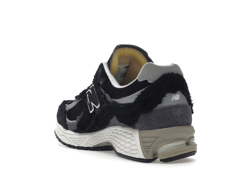 New Balance 2002R Protection Pack Black Grey