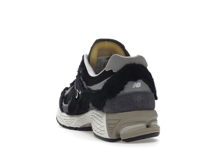 New Balance 2002R Protection Pack Black Grey