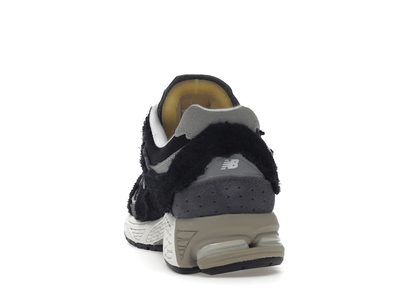 New Balance 2002R Protection Pack Black Grey