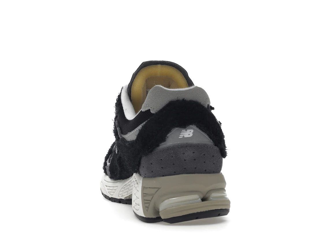 New Balance 2002R Protection Pack Black Grey