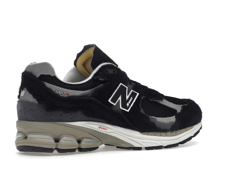 New Balance 2002R Protection Pack Black Grey