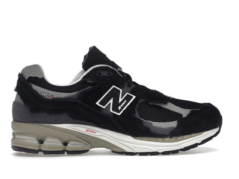 New Balance 2002R Protection Pack Black Grey