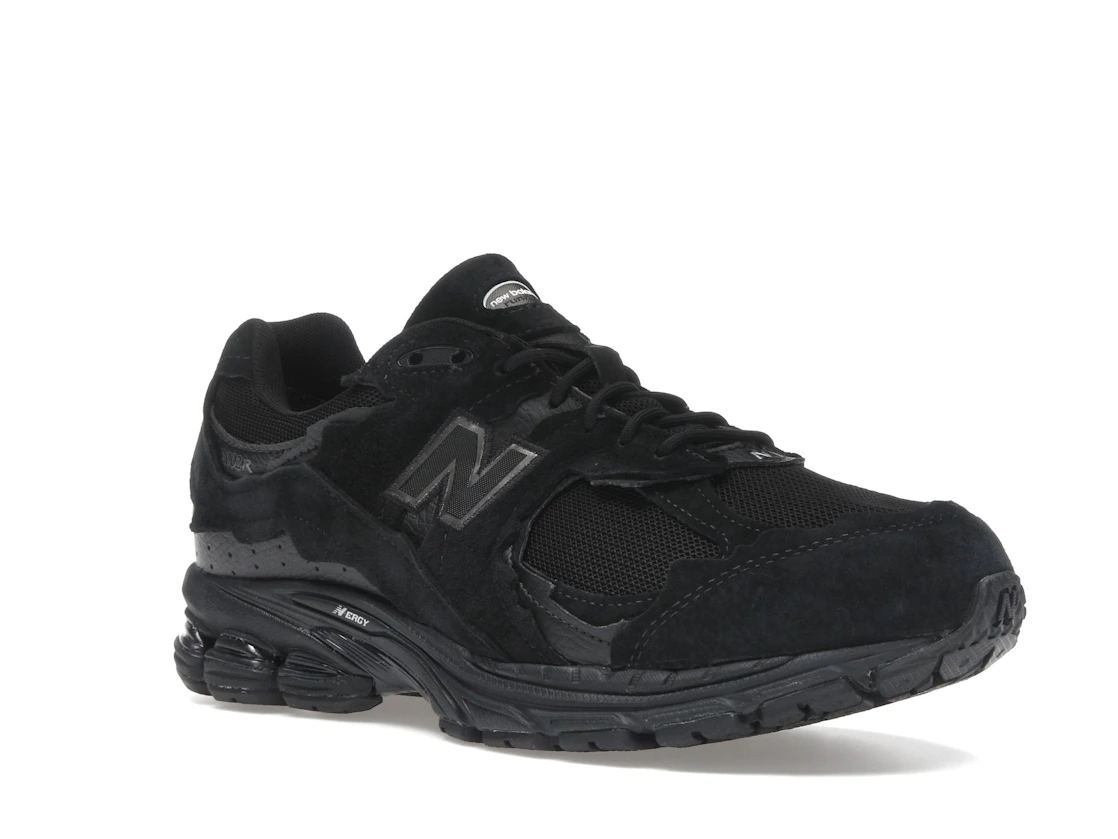 New Balance 2002R Protection Pack Black