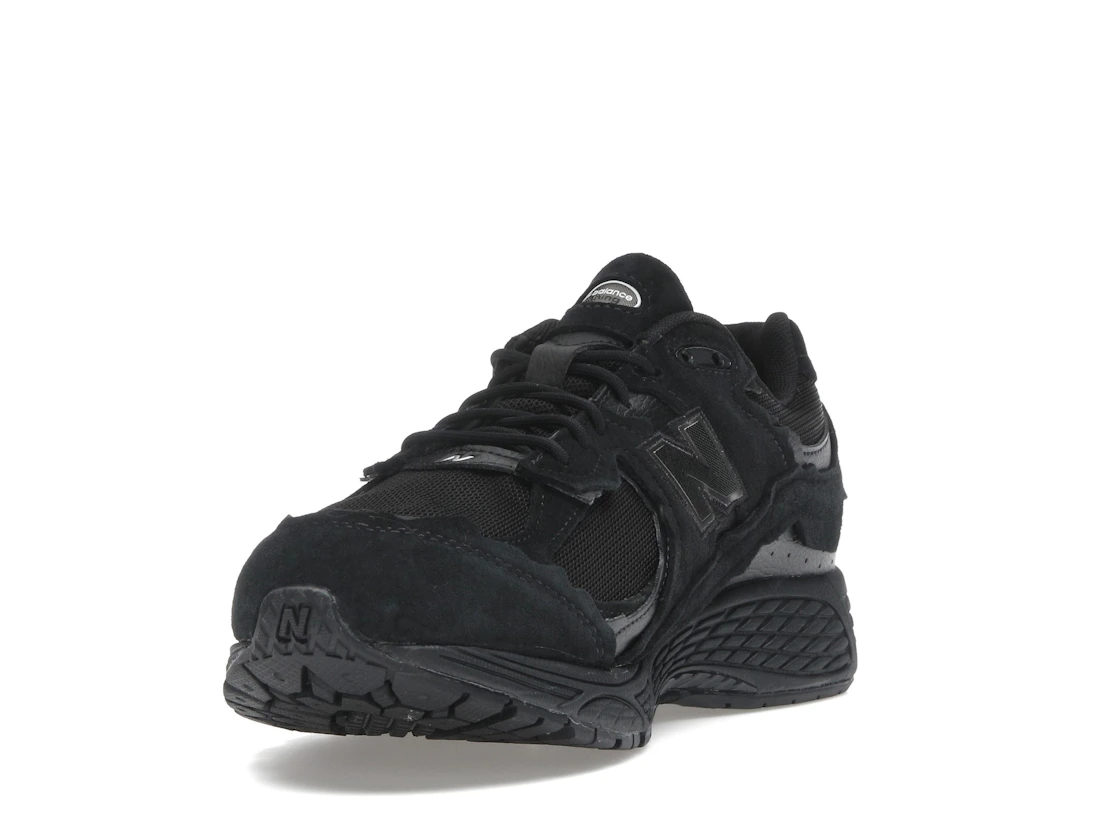 New Balance 2002R Protection Pack Black