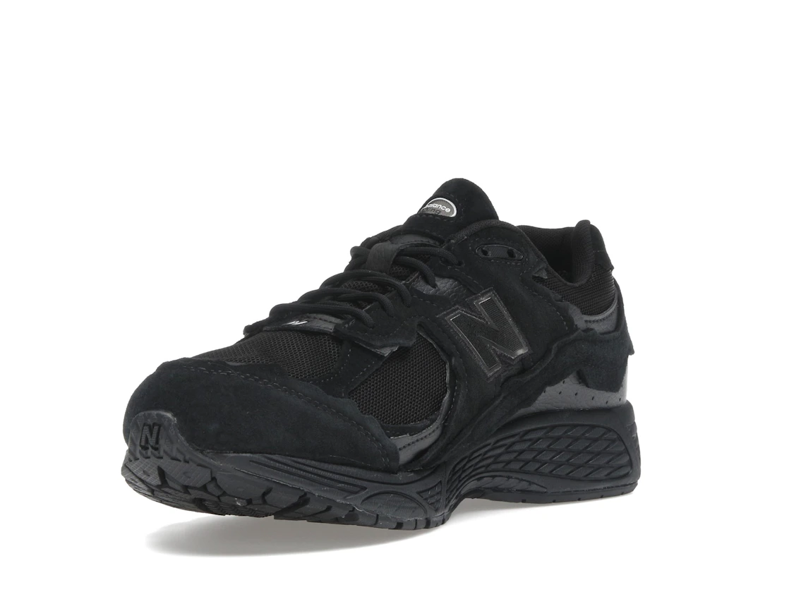 New Balance 2002R Protection Pack Black