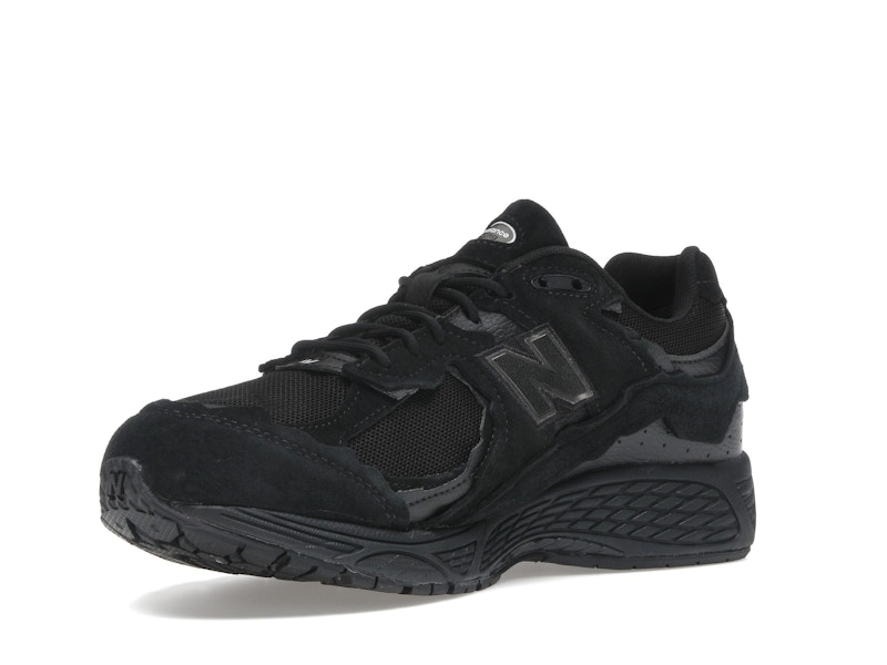 New Balance 2002R Protection Pack Black