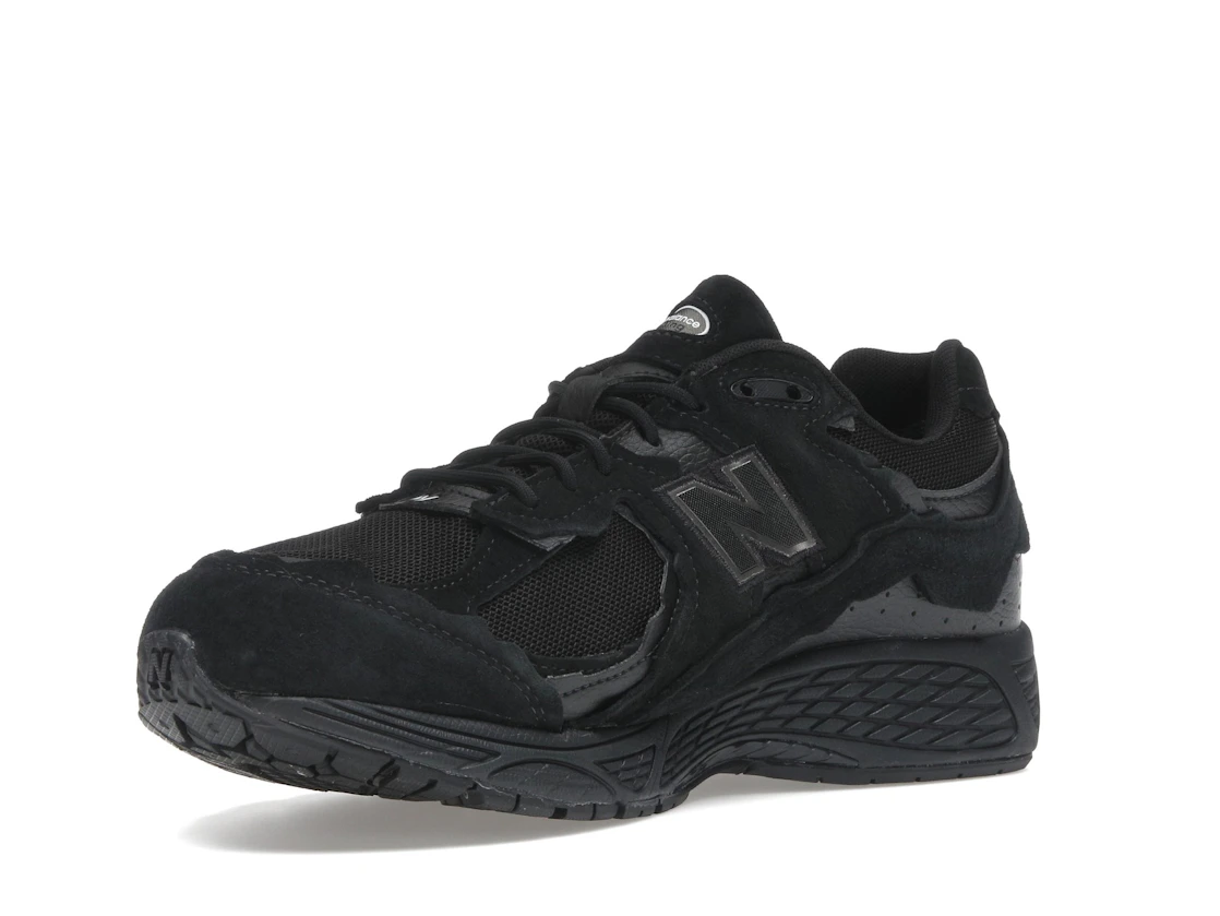 New Balance 2002R Protection Pack Black