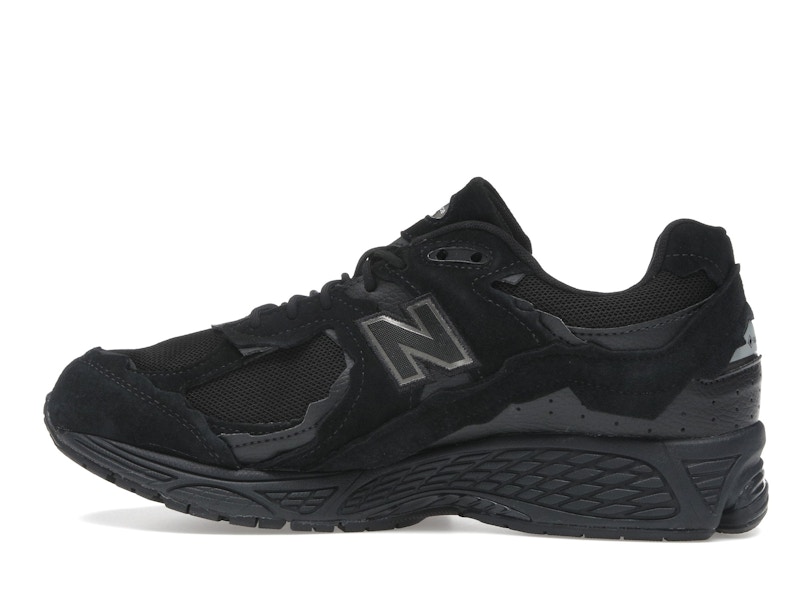 New Balance 2002R Protection Pack Black