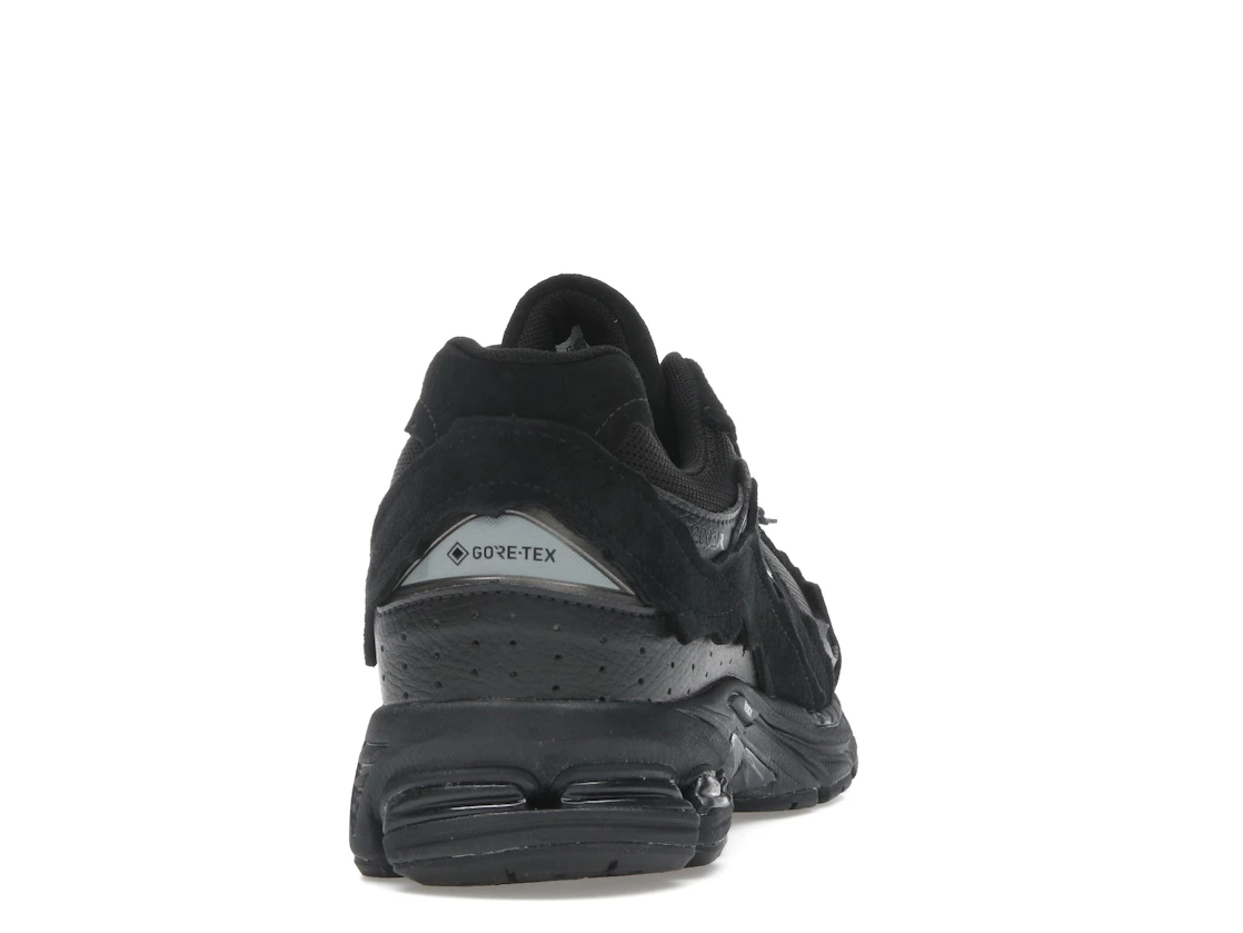 New Balance 2002R Protection Pack Black