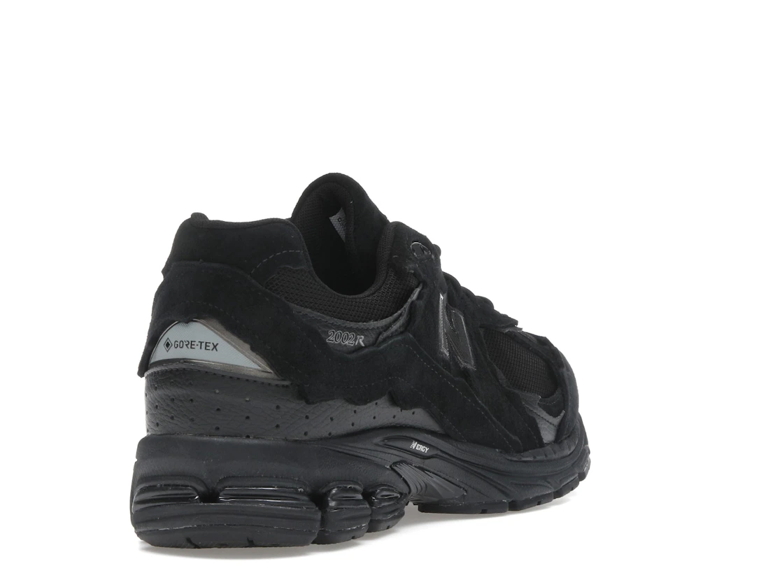 New Balance 2002R Protection Pack Black