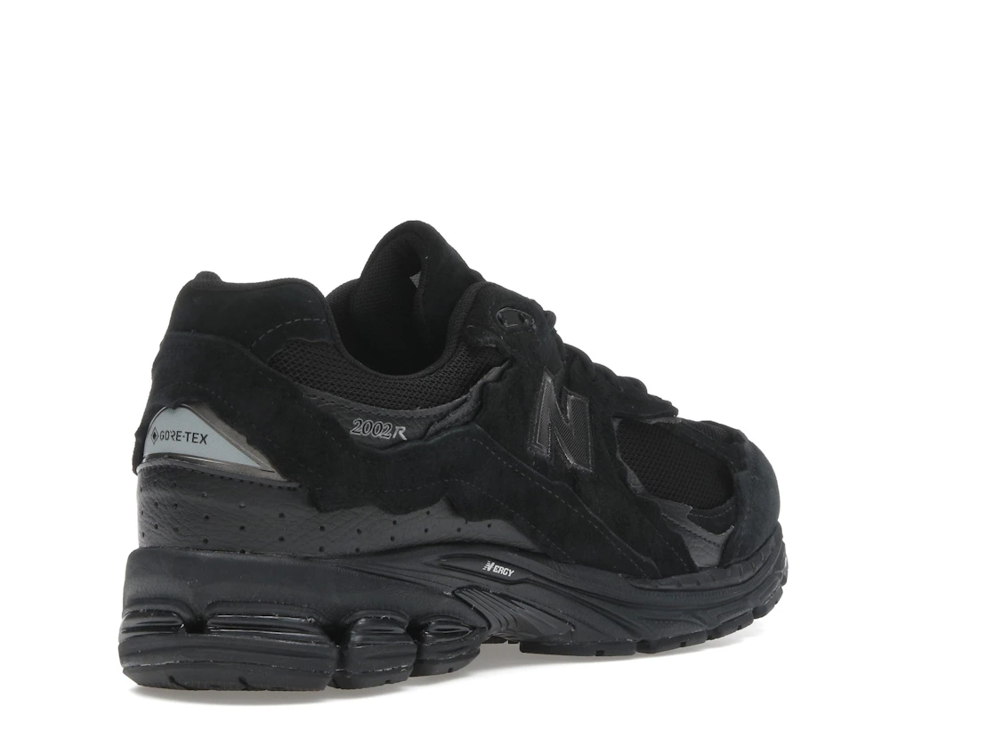New Balance 2002R Protection Pack Black