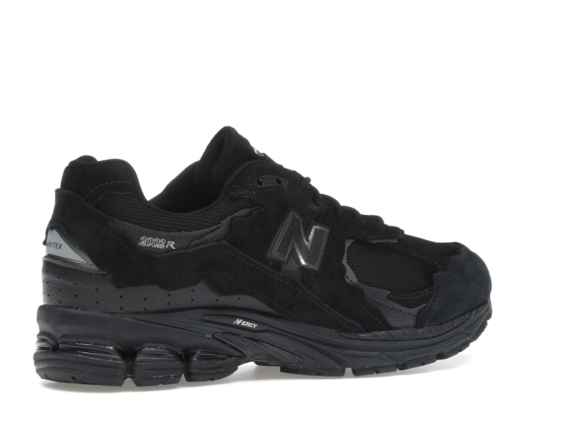 New Balance 2002R Protection Pack Black