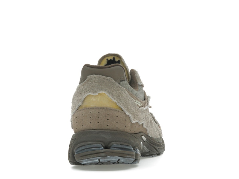 New Balance 2002R Protection Pack Brown