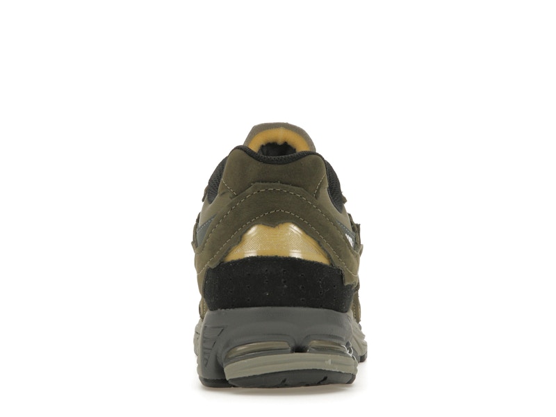 New Balance 2002R Protection Pack Dark Moss