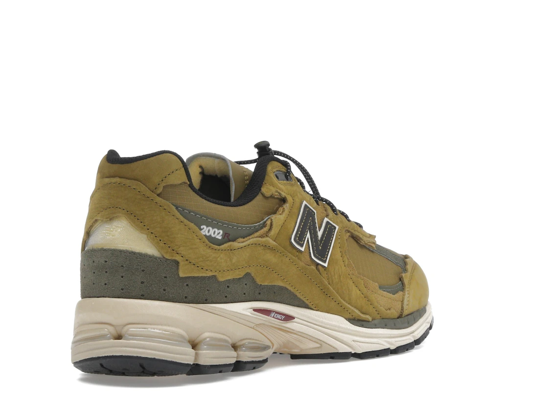 New Balance 2002R Protection Pack High Desert