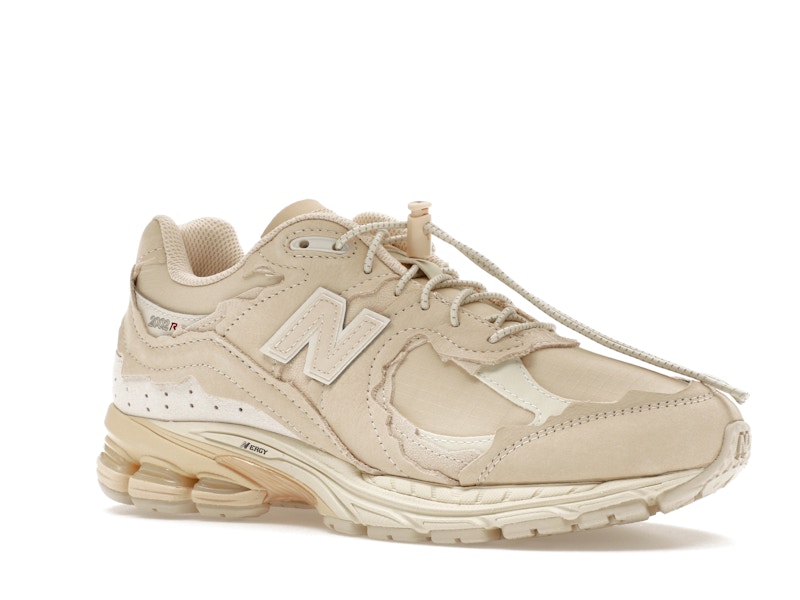 New Balance 2002R Protection Pack Sandstone - 360° view 4