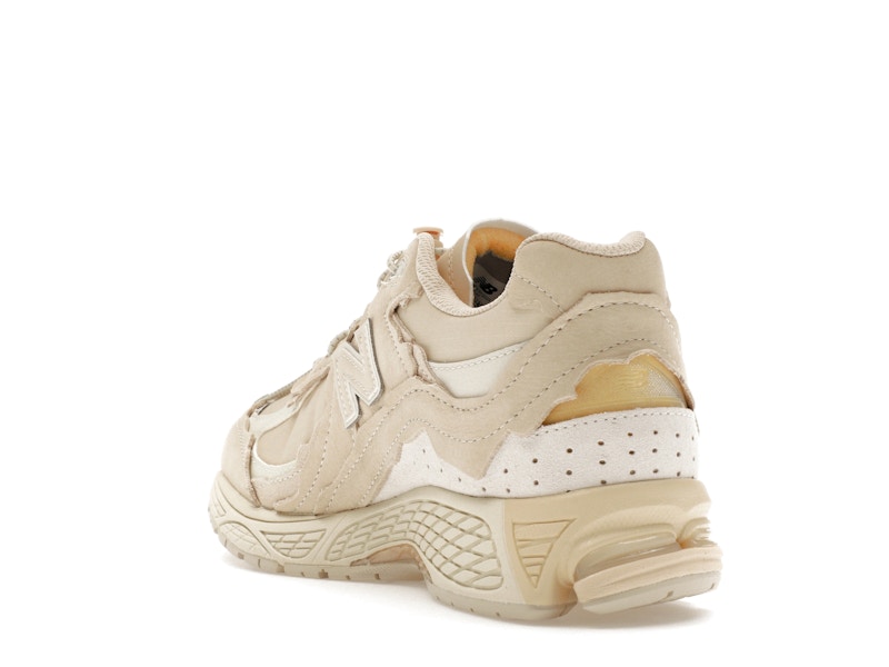 New Balance 2002R Protection Pack Sandstone - 360° view 25