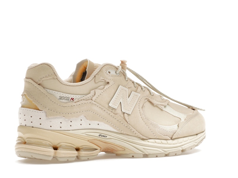 New Balance 2002R Protection Pack Sandstone - 360° view 34