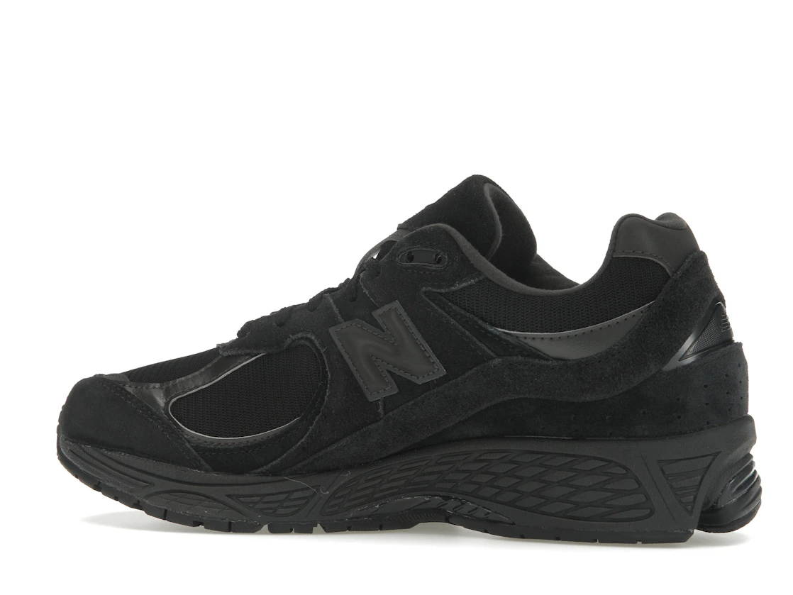 New Balance 2002R Triple Black Suede