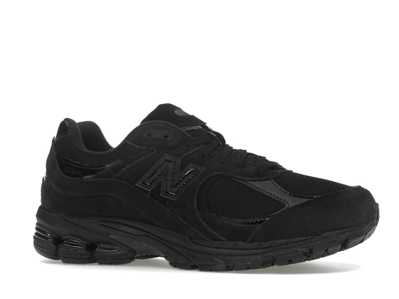 New Balance 2002R Triple Black