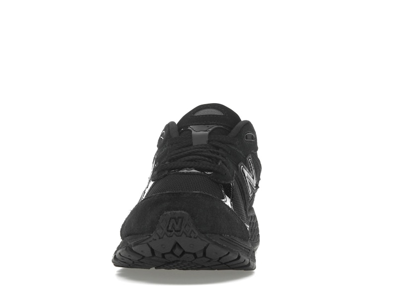 New Balance 2002R Triple Black