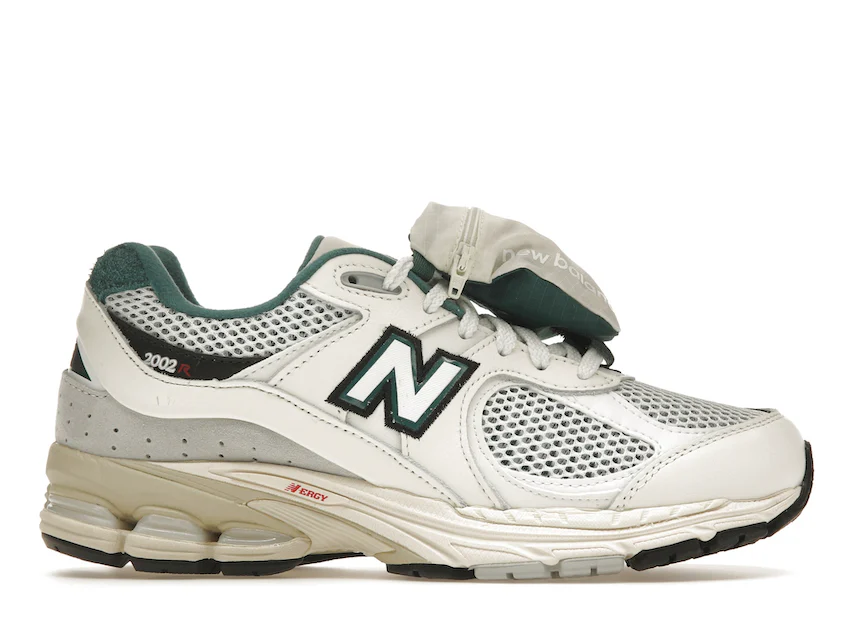 New Balance 2002R Vintage Teal Pouch 0