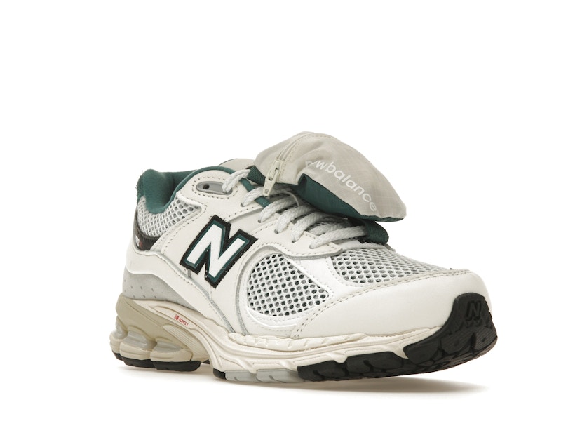 New Balance 2002R Vintage Teal Pouch