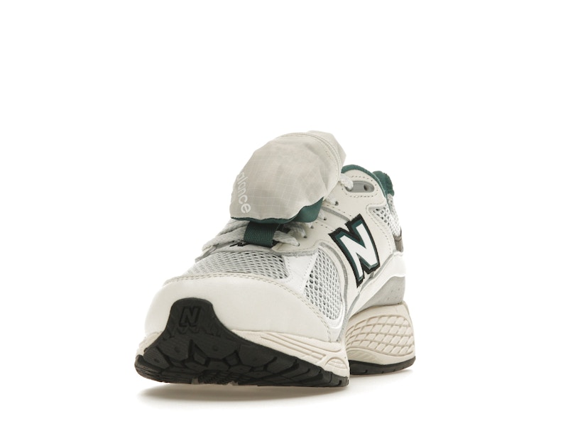 New Balance 2002R Vintage Teal Pouch