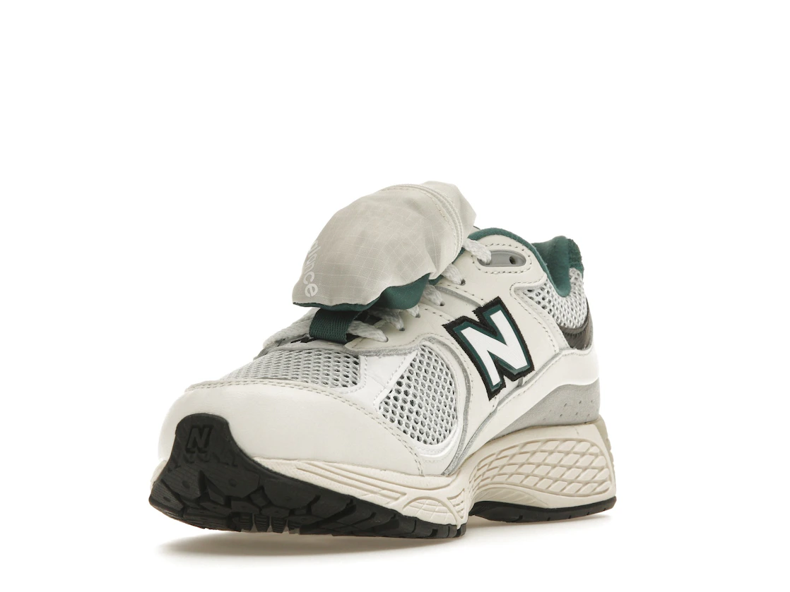 New Balance 2002R Vintage Teal Pouch